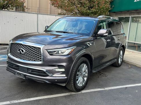 Used 2024 INFINITI QX80 Luxe image 3