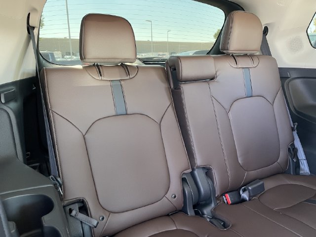 Used 2025 Honda Pilot Elite image 29