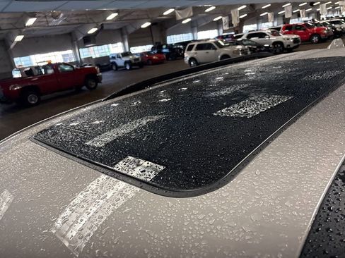 New 2026 Chevrolet Traverse Z71 w/ LPO, Floor Liner Package image 11