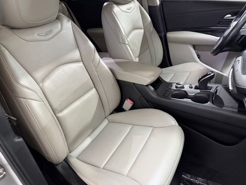 Used 2021 Cadillac XT4 Premium Luxury FWD image 29