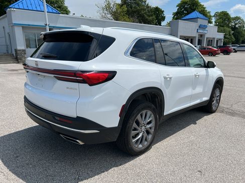 Used 2026 Buick Enclave Preferred FWD image 5