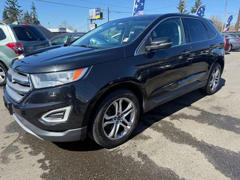 Used 2015 Ford Edge Titanium image 3