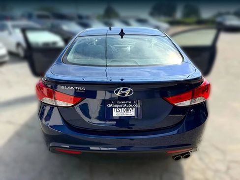 Used 2013 Hyundai Elantra SE image 25
