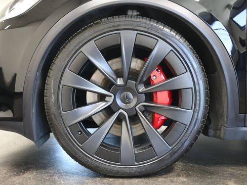 Used 2022 Tesla Model X Plaid AWD/4WD image 17
