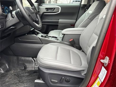 New 2025 Ford Bronco Sport Badlands image 9