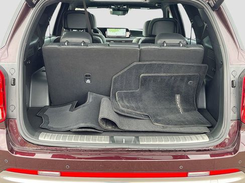 Used 2023 Hyundai Palisade Calligraphy w/ Cargo Package image 28