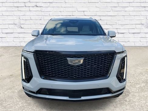 Certified 2026 Cadillac Escalade Platinum Sport image 6