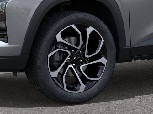 New 2026 Chevrolet Trax RS w/ Driver Confidence Package FWD image 9
