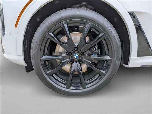 New 2026 BMW X7 xDrive40i image 10