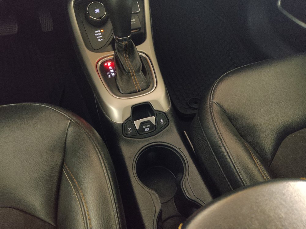 Used 2020 Jeep Compass Latitude AWD/4WD image 26