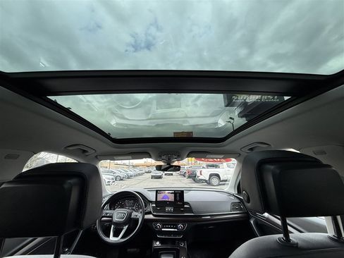 Used 2023 Audi Q5 2.0T Premium w/ Convenience Package image 25