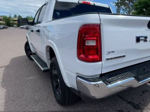 Used 2025 RAM 1500 Big Horn AWD/4WD image 3