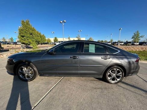 Used 2023 Honda Accord EX image 4