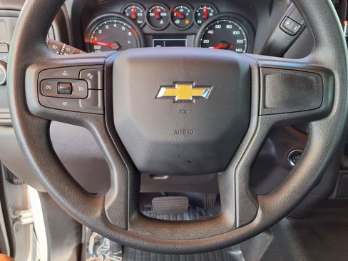 Used 2026 Chevrolet Silverado 1500 W/T w/ Trailering Package RWD image 17