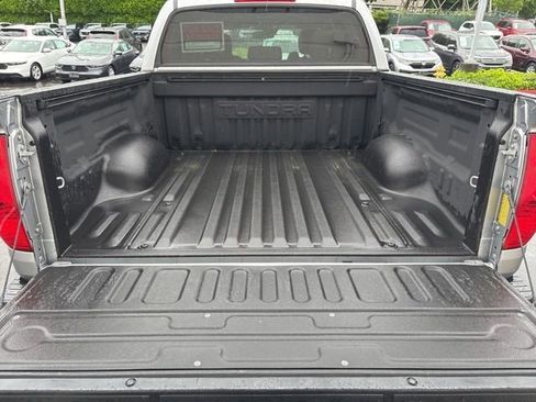 Used 2021 Toyota Tundra Limited w/ Limited Premium Package AWD/4WD image 9
