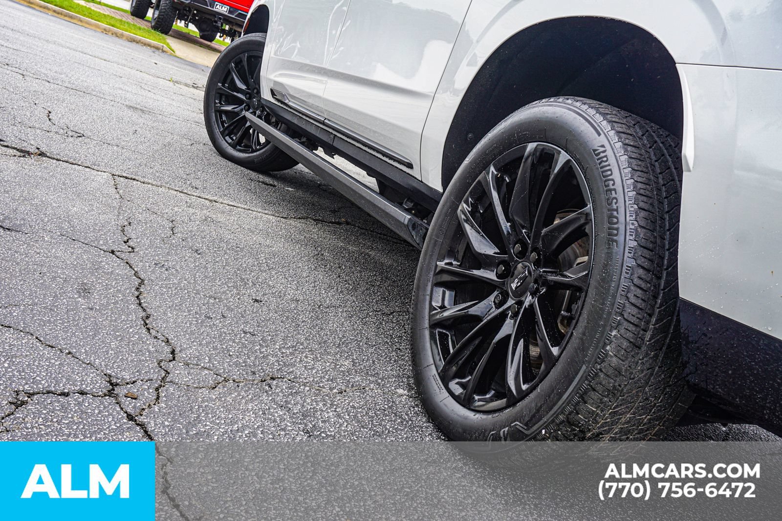 Used 2023 Cadillac Escalade ESV Sport w/ LPO, ONYX Package AWD/4WD image 13