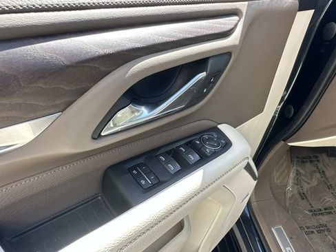 Used 2022 GMC Yukon XL Denali image 22