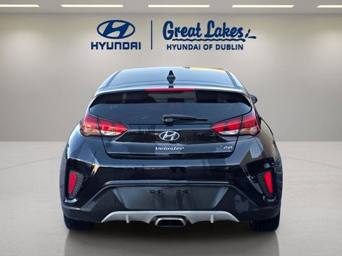 Used 2019 Hyundai Veloster 2.0 image 4