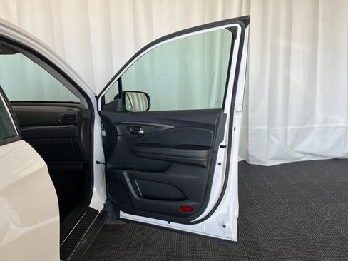 Used 2020 Honda Ridgeline Sport image 19