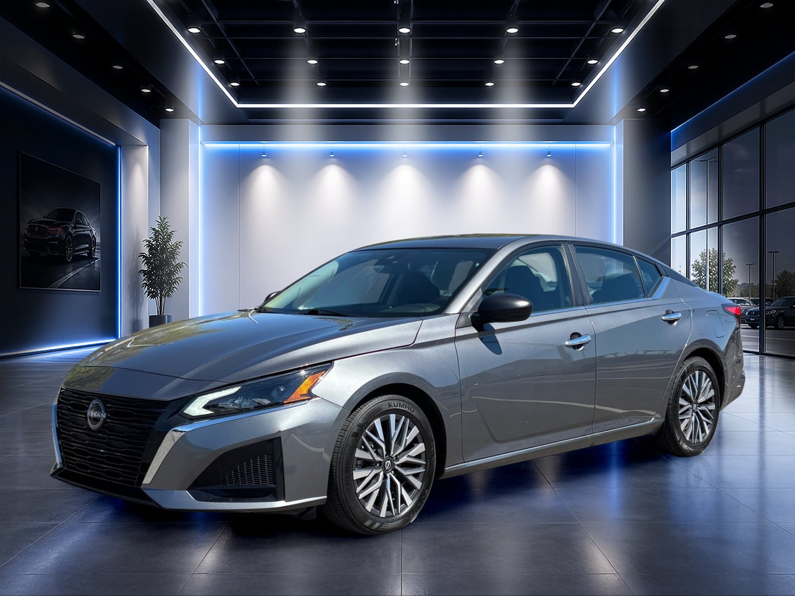 Used 2025 Nissan Altima 2.5 SV FWD image 8