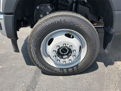 New 2025 Ford F450 XL w/ XL Chrome Package image 12