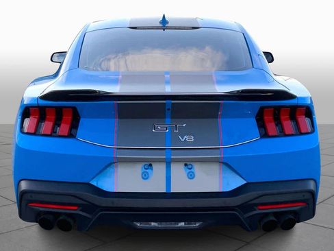 Used 2025 Ford Mustang GT Premium image 4