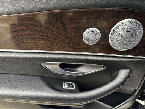 Used 2019 Mercedes-Benz E 300 w/ Premium 1 Package image 35