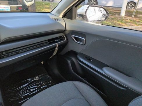 Used 2025 Kia K4 FWD image 15