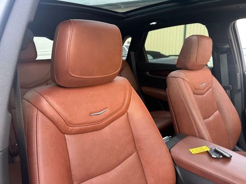 Used 2024 Cadillac XT5 Premium Luxury image 31