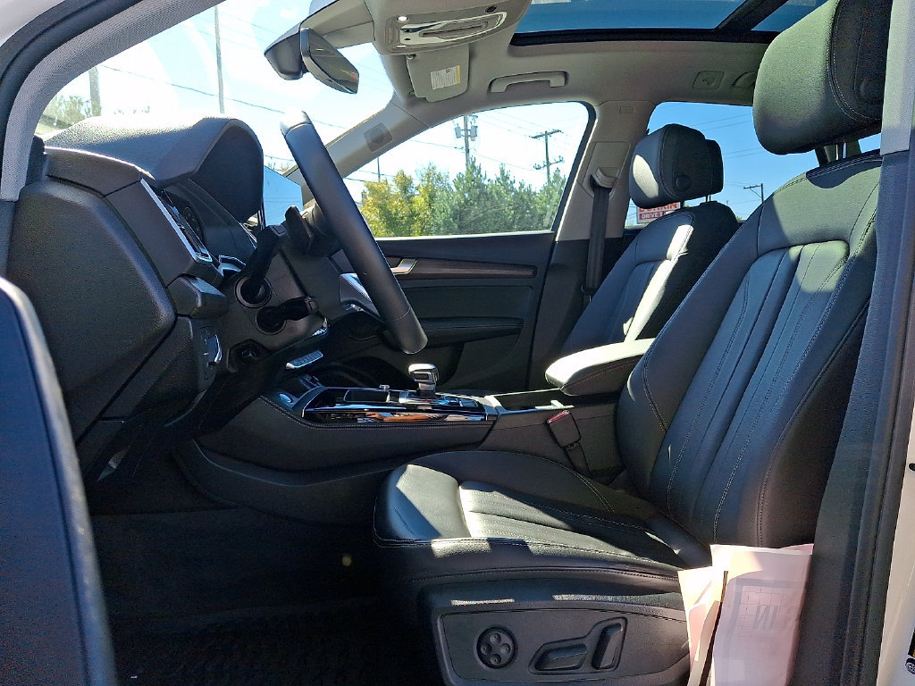 Certified 2023 Audi Q5 2.0T Premium Plus AWD/4WD image 15