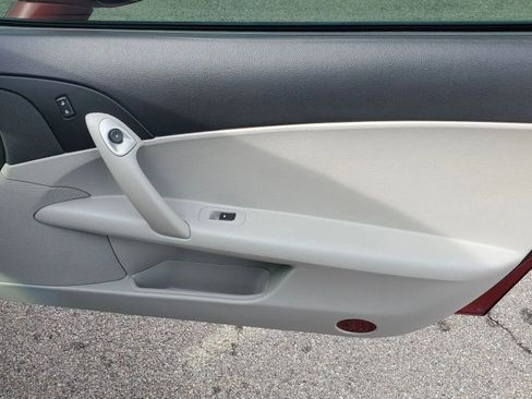 Used 2010 Chevrolet Corvette Coupe w/ Roof Package image 20