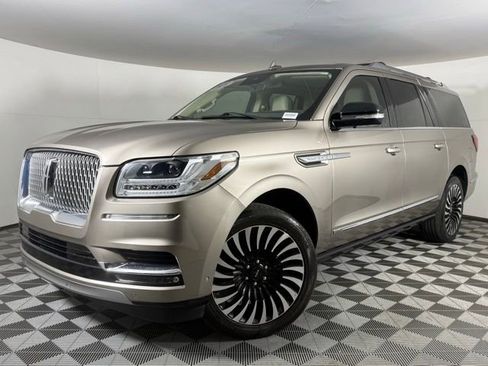 Used 2020 Lincoln Navigator L Reserve w/ Luxury Package image 1