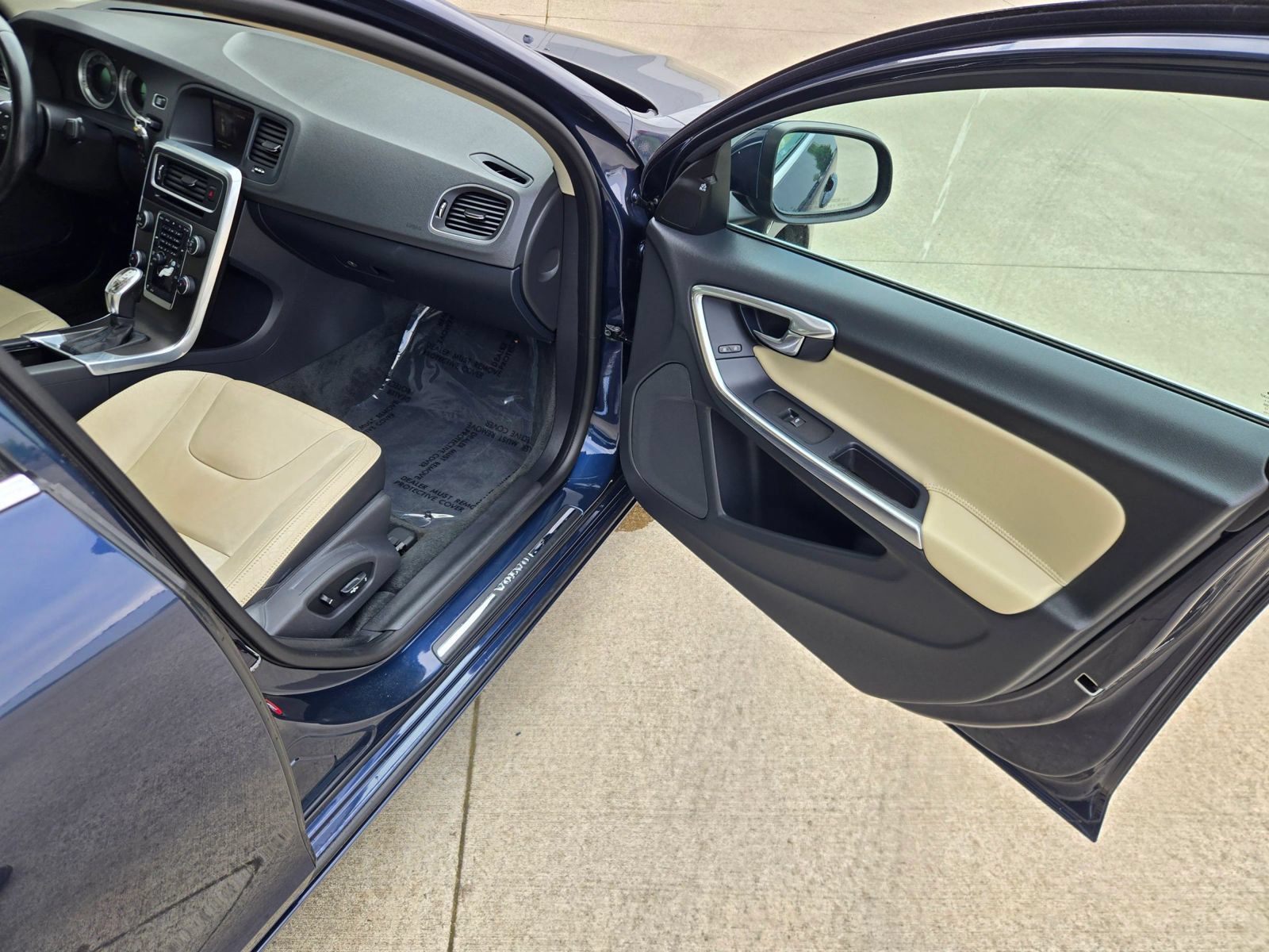Used 2013 Volvo S60 T5 FWD image 18