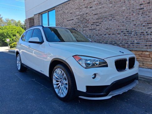 Used 2015 BMW X1 sDrive28i RWD image 7