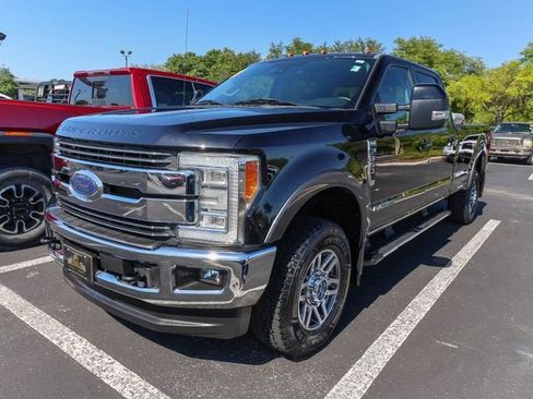 Used 2017 Ford F350 Lariat w/ Lariat Ultimate Package AWD/4WD image 2