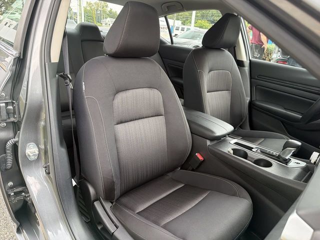 Certified 2025 Nissan Altima 2.5 S FWD image 24