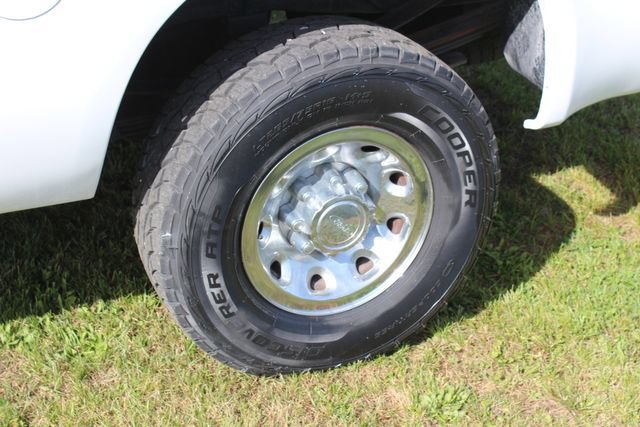 Used 2003 Ford F250 XLT AWD/4WD image 23