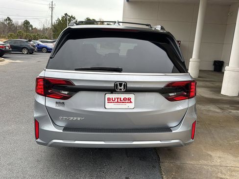 New 2026 Honda Odyssey EX-L image 4