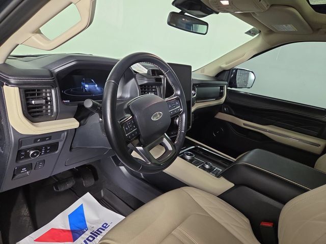 Used 2024 Ford Expedition Platinum AWD/4WD image 15