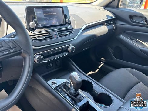 Used 2024 Nissan Altima 2.5 S FWD image 63