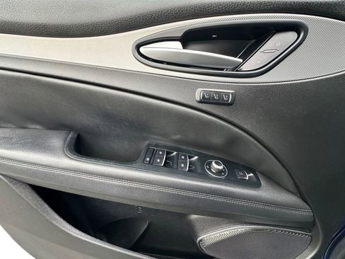 Used 2018 Alfa Romeo Stelvio Ti Sport image 11