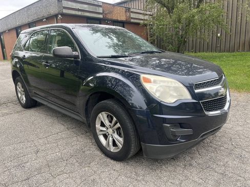 Used 2015 Chevrolet Equinox LS FWD image 2