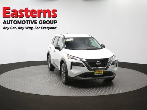 Used 2023 Nissan Rogue S AWD/4WD image 52