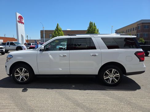 Used 2024 Ford Expedition Max Limited AWD/4WD image 7