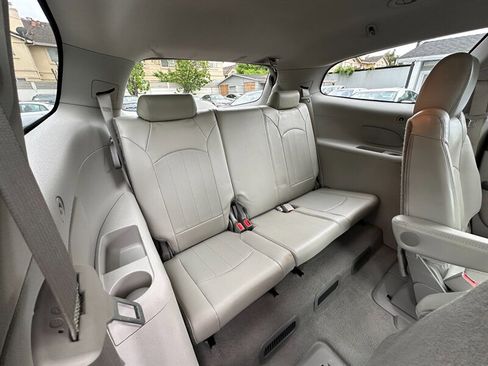 Used 2014 Buick Enclave Leather FWD image 25