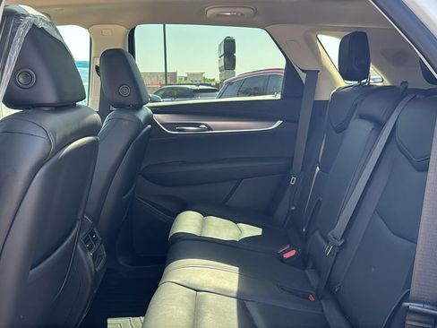 Used 2019 Cadillac XT5 Luxury FWD image 22