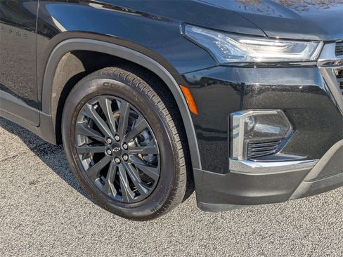 Used 2023 Chevrolet Traverse RS image 10