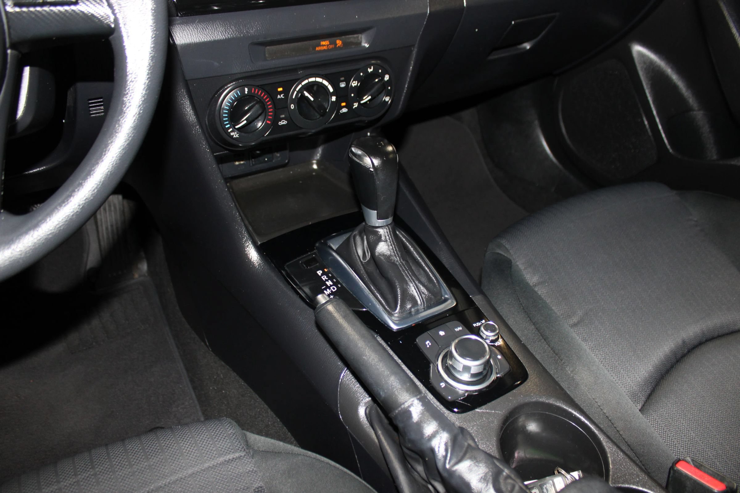 Used 2015 MAZDA MAZDA3 i Sport FWD image 18