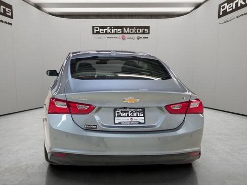 Used 2025 Chevrolet Malibu LT FWD image 4