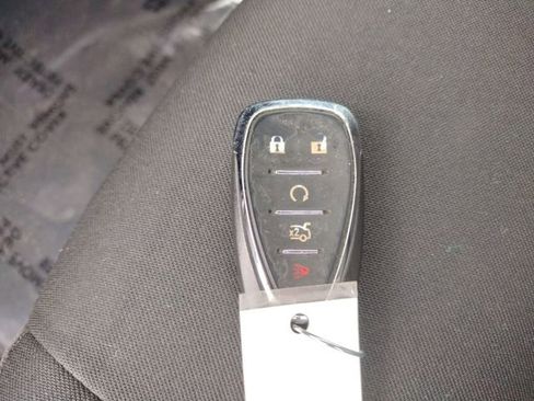 Used 2022 Chevrolet Malibu LT image 31